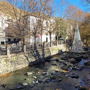 apartamentos-pinos-genil.es-andalucia.com/